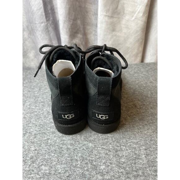 UGG Bethany Boots Black Suede Sheepskin Lining 1012532 Size 6 Winter Hiking - Picture 3 of 7